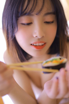 《年轻的女教师》